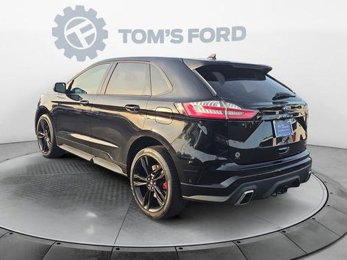 2022 Ford Edge ST