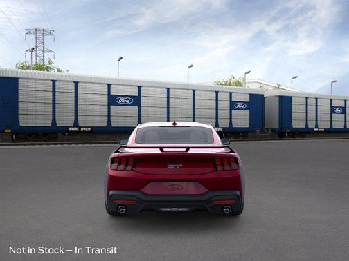 Molten Magenta Metallic Tinted Clearcoat 2026 Ford Mustang GT Premium