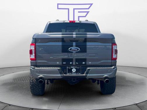 Carbonized Gray Metallic 2022 Ford F-150 Lariat