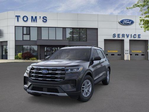Agate Black Metallic 2026 Ford Explorer Active w/200A Pkg