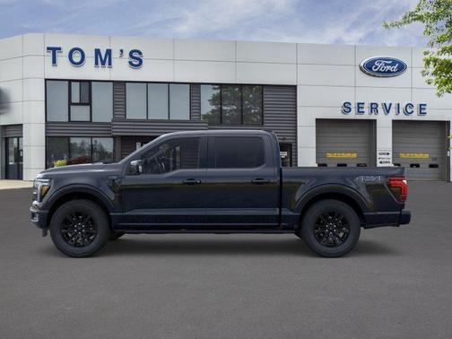 Agate Black Metallic 2026 Ford F-150 Platinum