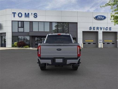 2025 Ford F-350 Lariat Super Duty