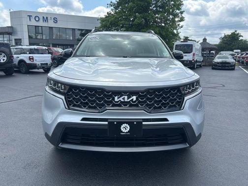 2022 Kia Sorento S
