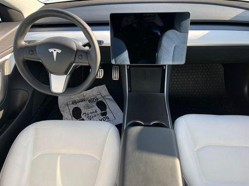 2020 Tesla Model 3 Performance