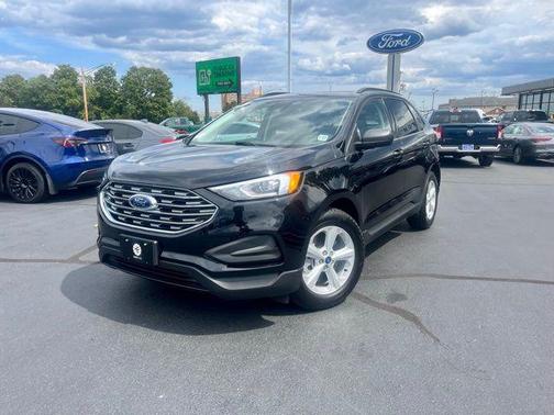2022 Ford Edge SE