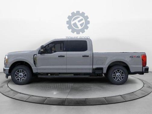 2025 Ford F-350 XLT