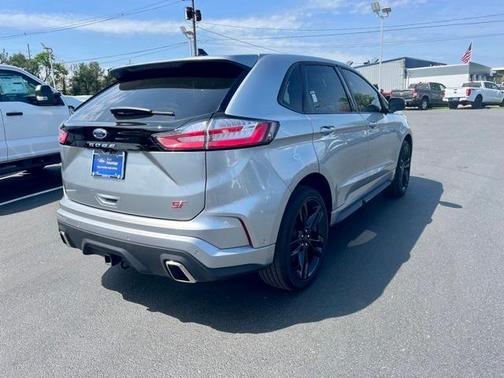 2024 Ford Edge ST