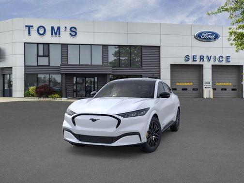 STAR WHITE MET TRI-COAT 2026 Ford Mustang Mach-E Premium
