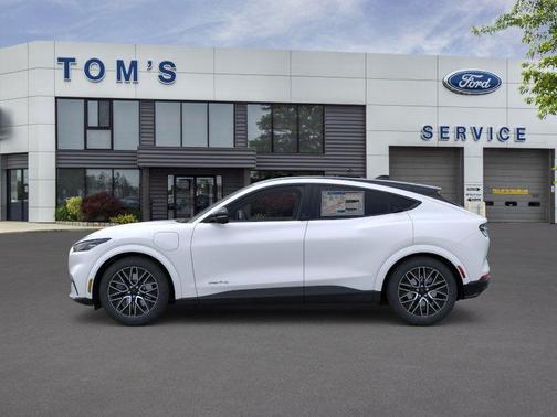STAR WHITE MET TRI-COAT 2026 Ford Mustang Mach-E Premium