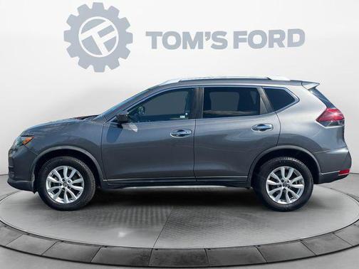 Gun Metallic 2019 Nissan Rogue SV