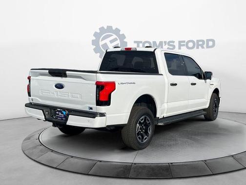 2023 Ford F-150 Lightning XLT