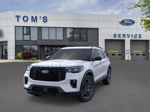 Space White Metallic 2026 Ford Explorer ST-Line
