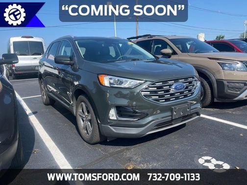 2022 Ford Edge SEL