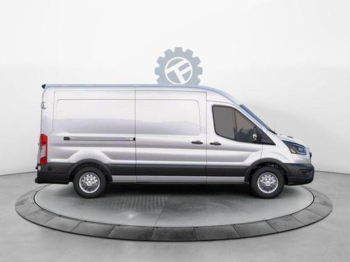 2025 Ford Transit-250 148 WB Medium Roof Cargo