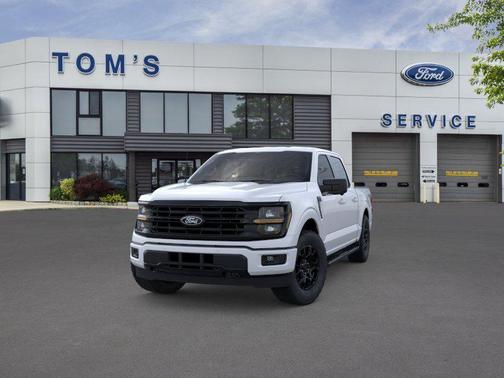 Oxford White 2026 Ford F-150 XLT