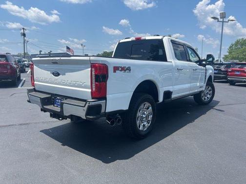 2025 Ford F-350 Lariat Super Duty