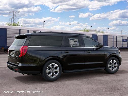 Agate Black Metallic 2027 Ford Expedition Max Active 4x4