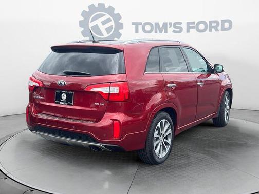 Remington Red Metallic 2015 Kia Sorento SX