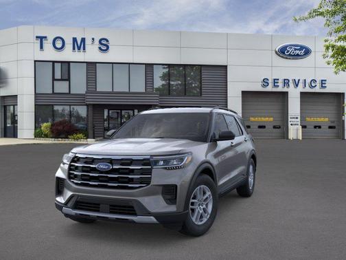 Carbonized Gray Metallic 2026 Ford Explorer Active w/200A Pkg