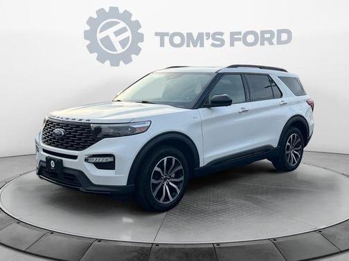2022 Ford Explorer ST-Line