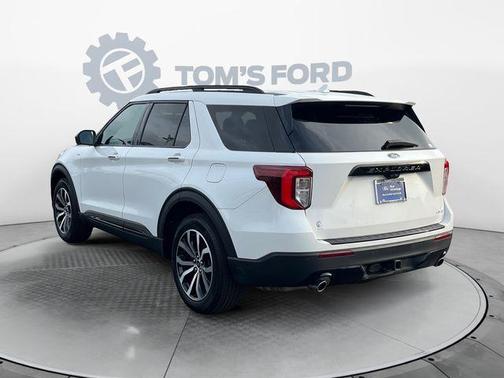 2022 Ford Explorer ST-Line