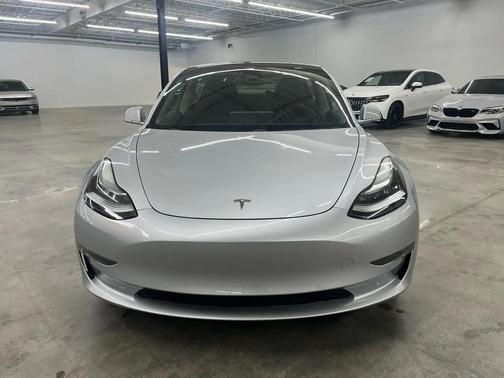 Silver 2018 Tesla Model 3 Long Range
