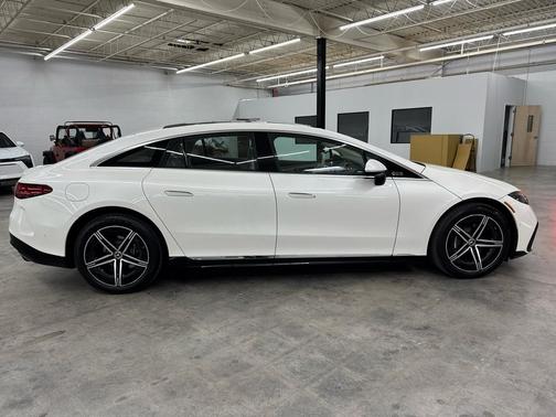 2023 Mercedes-Benz EQS 450 4MATIC