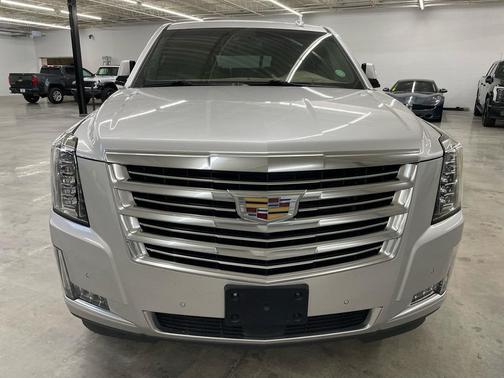 2018 Cadillac Escalade Platinum