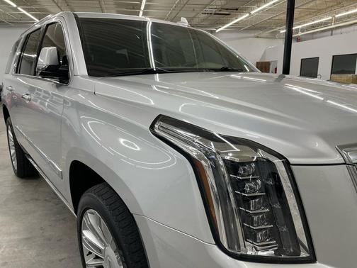 2018 Cadillac Escalade Platinum