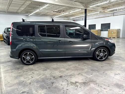 2018 Ford Transit Connect Titanium w/Rear Liftgate