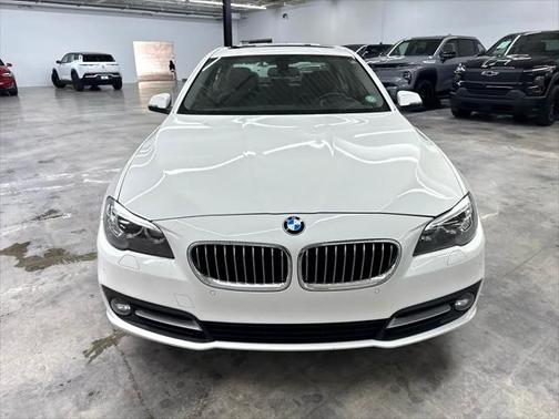 2015 BMW 528 4dr Sdn 528i RWD