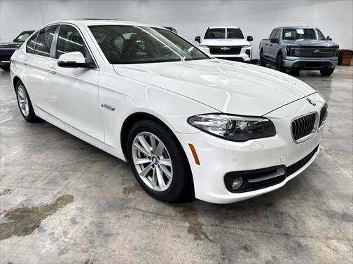 2015 BMW 528 4dr Sdn 528i RWD