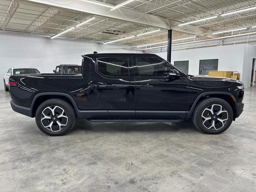 2022 Rivian R1T Adventure