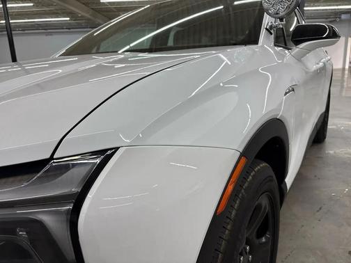 Summit White 2024 Chevrolet Blazer L