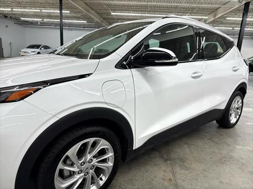 2023 Chevrolet Bolt EUV FWD LT