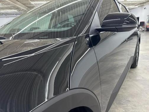 Abyss Black 2024 Hyundai IONIQ 5 SEL