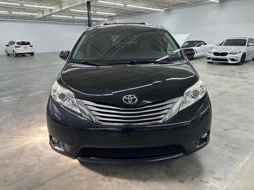 2015 Toyota Sienna XLE Premium