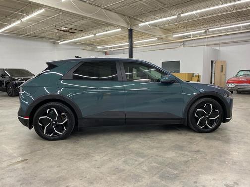 2023 Hyundai IONIQ 5 SEL