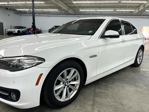 2016 BMW 528 4dr Sdn 528i RWD