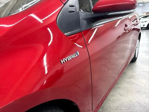 2017 Toyota Prius Three Touring
