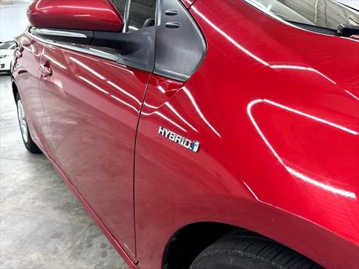 2017 Toyota Prius Three Touring