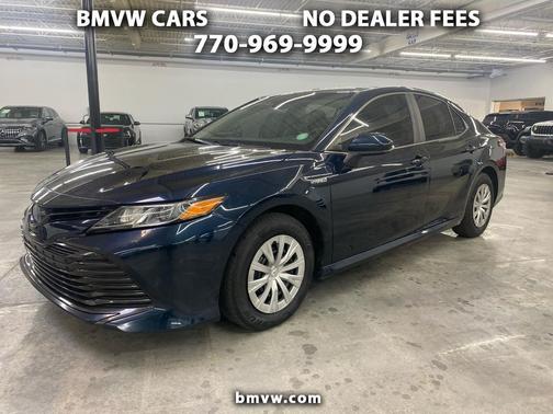 2018 Toyota Camry Hybrid LE