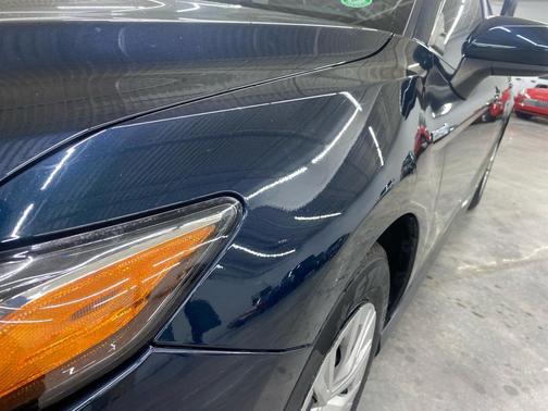 2018 Toyota Camry Hybrid LE