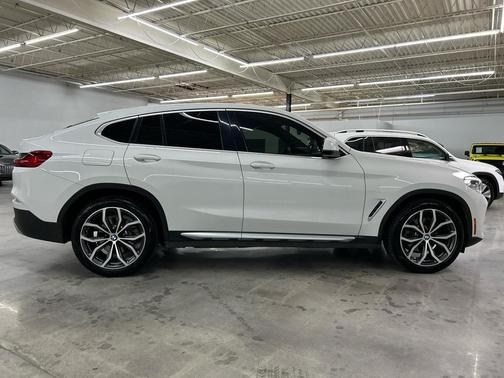 2019 BMW X4 xDrive30i