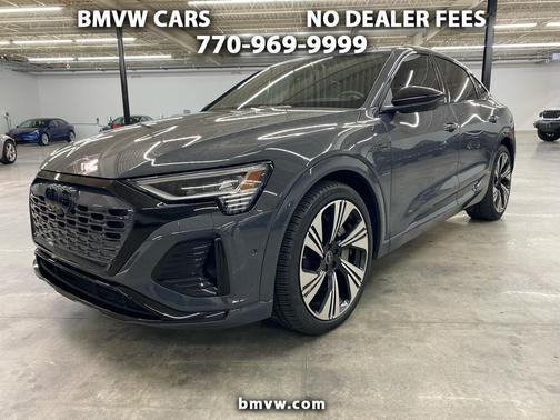 2024 Audi Q8 e-tron Prestige