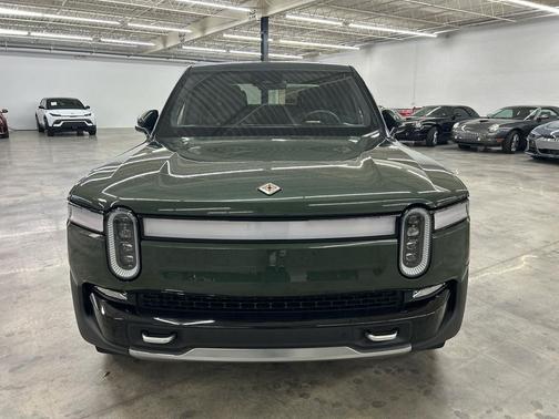 2022 Rivian R1T Adventure