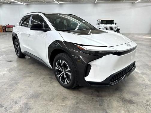 2024 Toyota bZ4X Limited