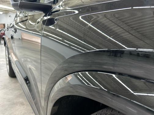 2025 Audi Q6 e-tron Premium