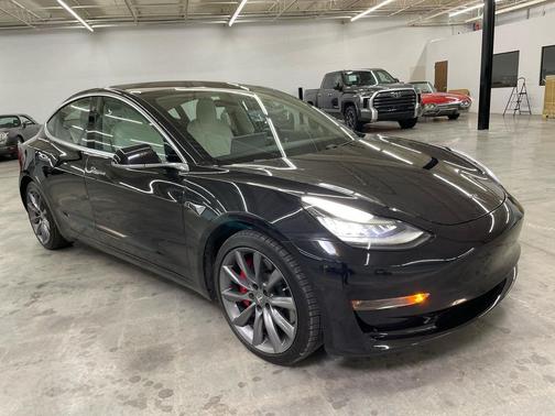 2018 Tesla Model 3 Performance