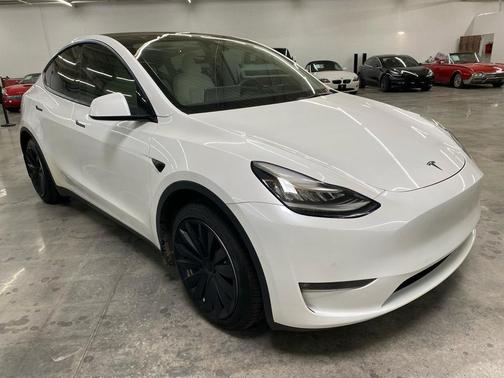 2021 Tesla Model Y Long Range Dual Motor All-Wheel Drive